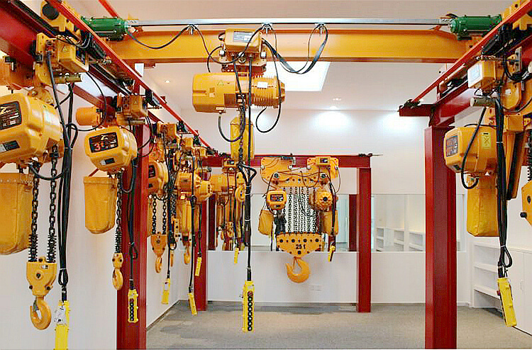 Workshop 1 ton electric chain hoist