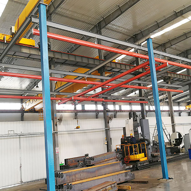 The Benefits And Uses of Workstation Cranes