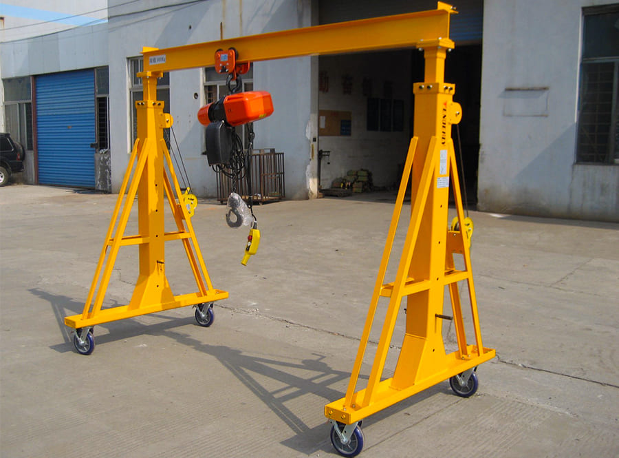 What is the load-bearing capacity of a portable gantry crane?