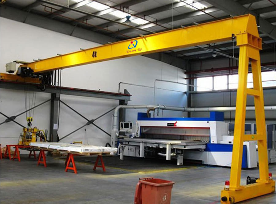 Semi Gantry Crane: Solusi Efisien untuk Penanganan Material Industri