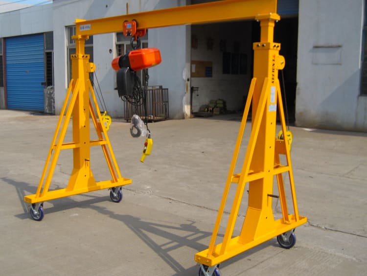 Flexible Adjustable Steel Portable Gantry Crane with 2 Years Warranty