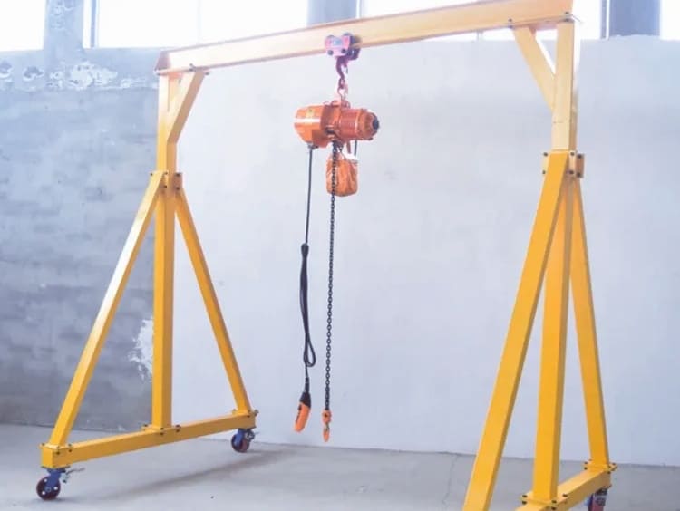 Application Scenarios of Steel Portable Gantry Crane in Industry